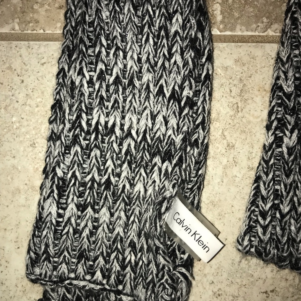 Calvin Klein Scarf!